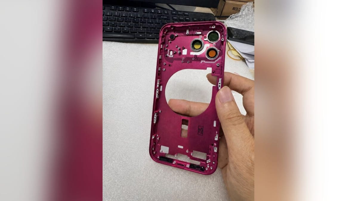 Nuovi colori per iPhone 18 Pro: saranno veri? Forse c'è lo zampino dell'IA