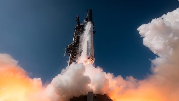 SpaceX punta a un IPO da record: prevista una valutazione di 1.750 miliardi di dollari
